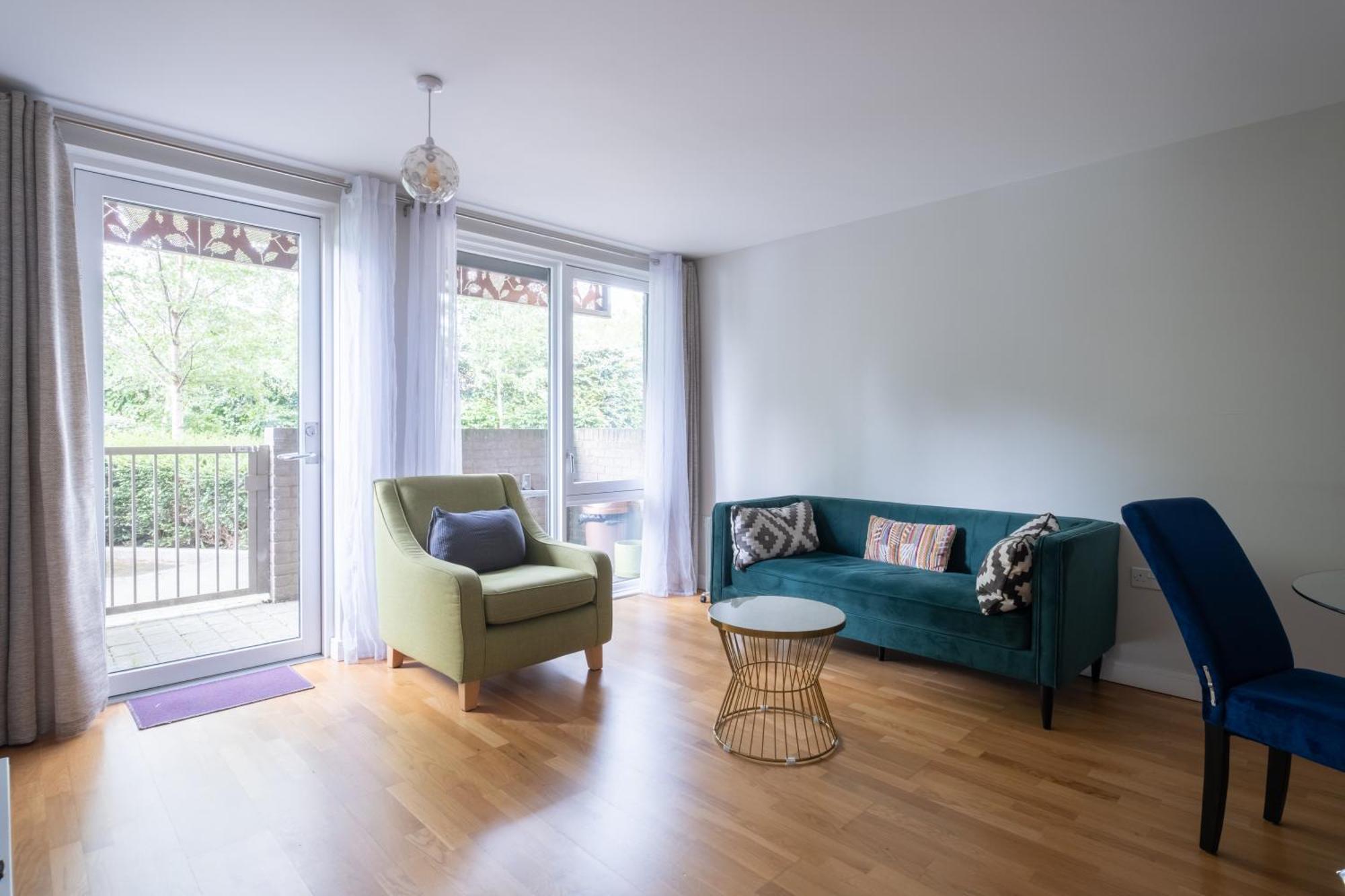 Brand New London Flat With Car Park Apartamento Exterior foto